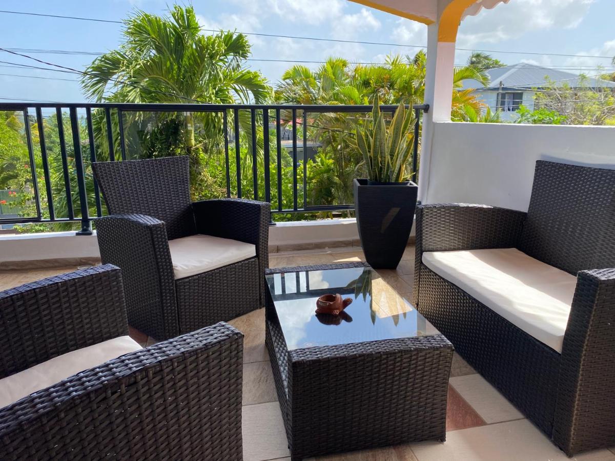 Chez Soul~Etage Entier Avec Vue Sur Mer Sainte-Rose Kültér fotó
