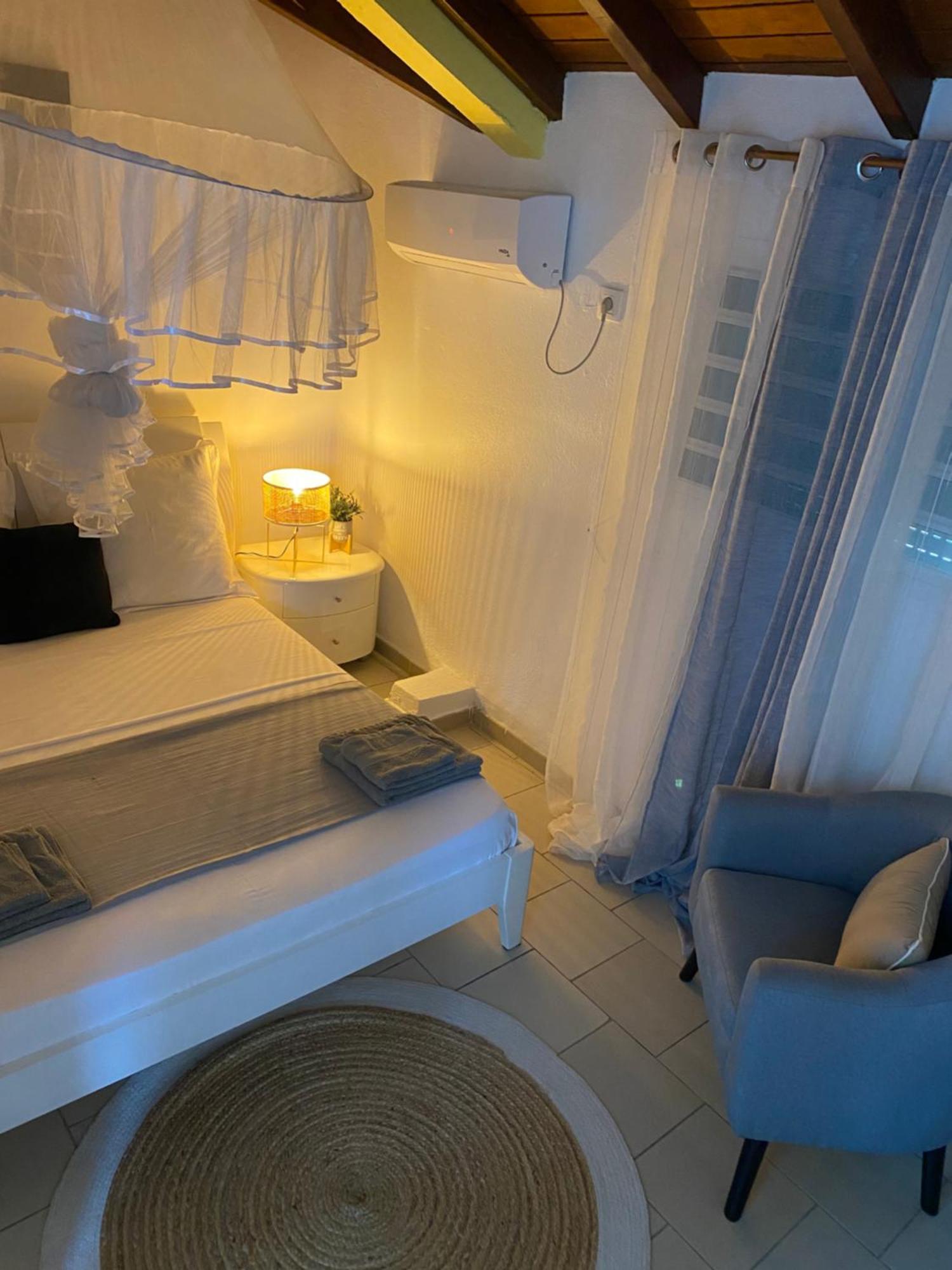 Chez Soul~Etage Entier Avec Vue Sur Mer Sainte-Rose Kültér fotó